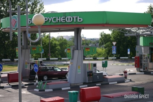 Беларусь на втором месте в ЕАЭС по стоимости бензина