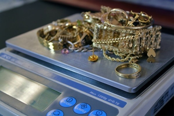 В Беларуси с 1 декабря изменились цены на прием драгметаллов в Госфонд. Что подорожало?