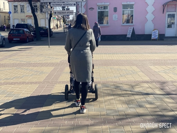 В Беларуси с 1 февраля вырастут пособия на детей до 3 лет. Вот на сколько