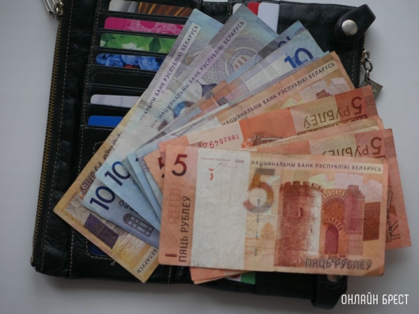 В Беларуси с 1 февраля в Беларуси повысят размер бюджета прожиточного минимума В Беларуси с 1 февраля в Беларуси повысят размер бюджета прожиточного минимума